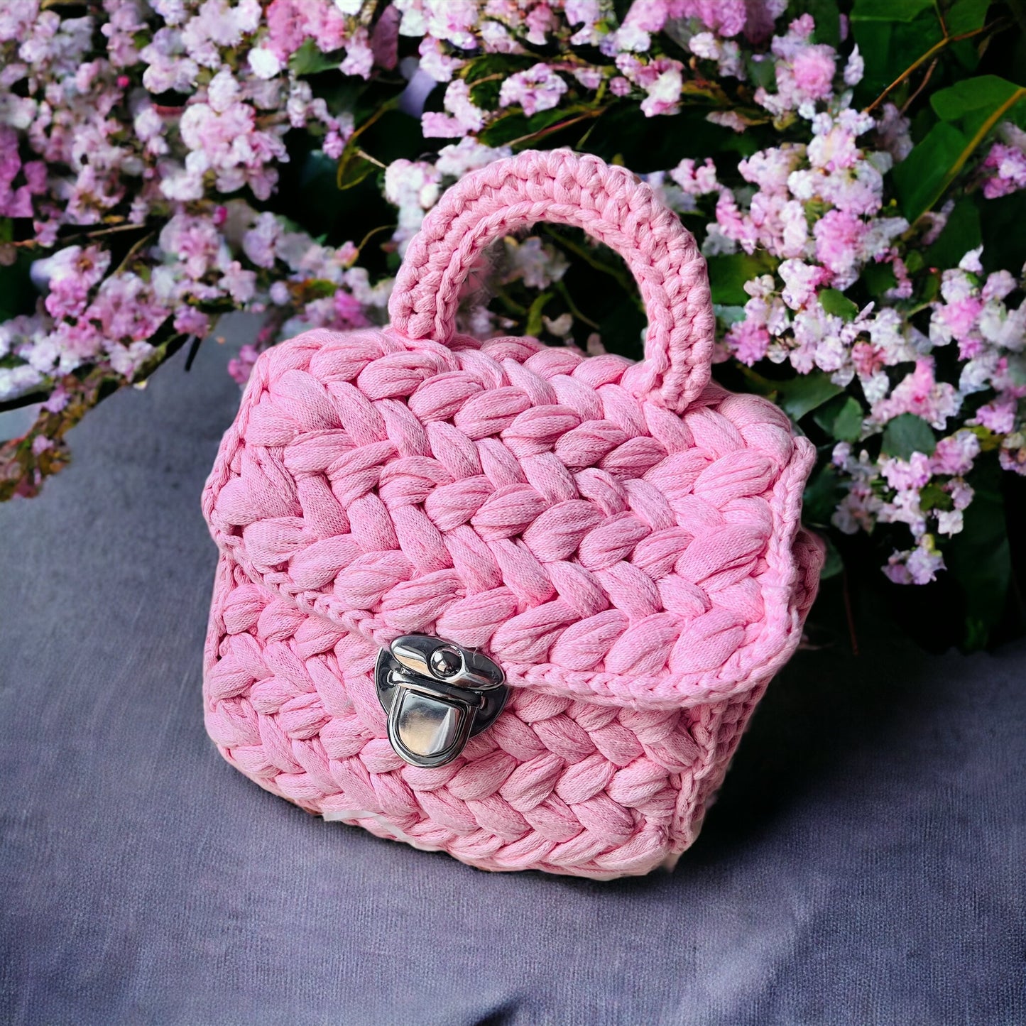 Chic Puffy Handmade Crochet Handbag Dreamy