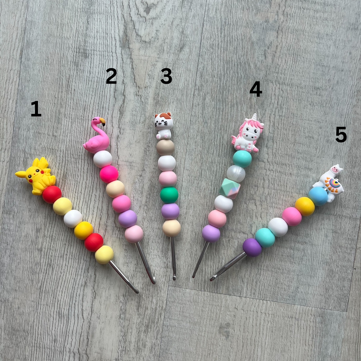 Ergonomic Crochet Hook with Silicone Beads Handmade