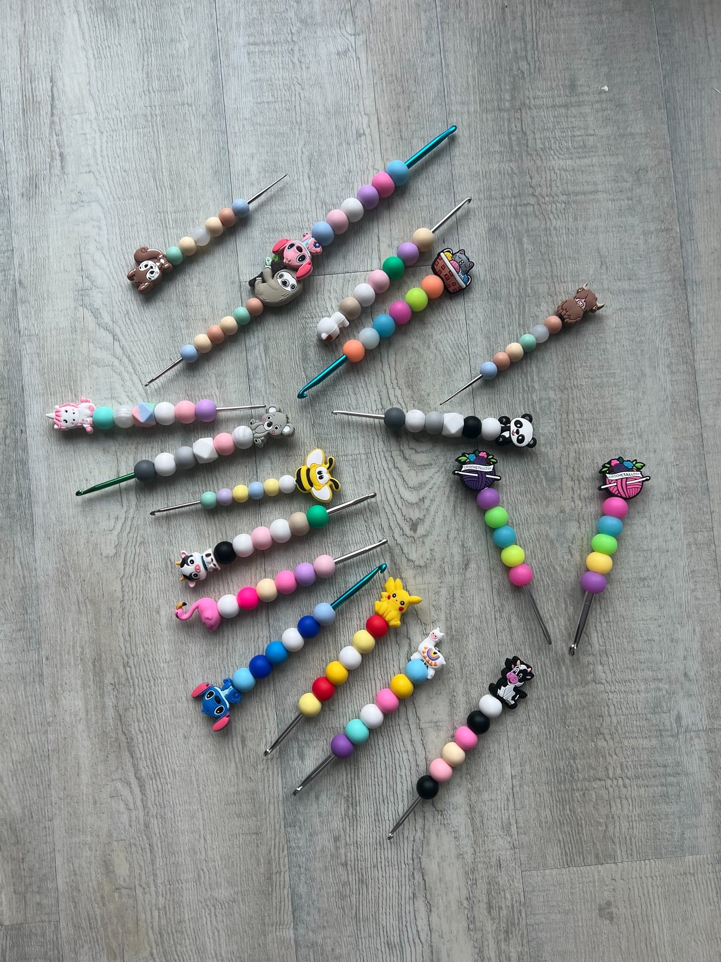 Ergonomic Crochet Hook with Silicone Beads Handmade