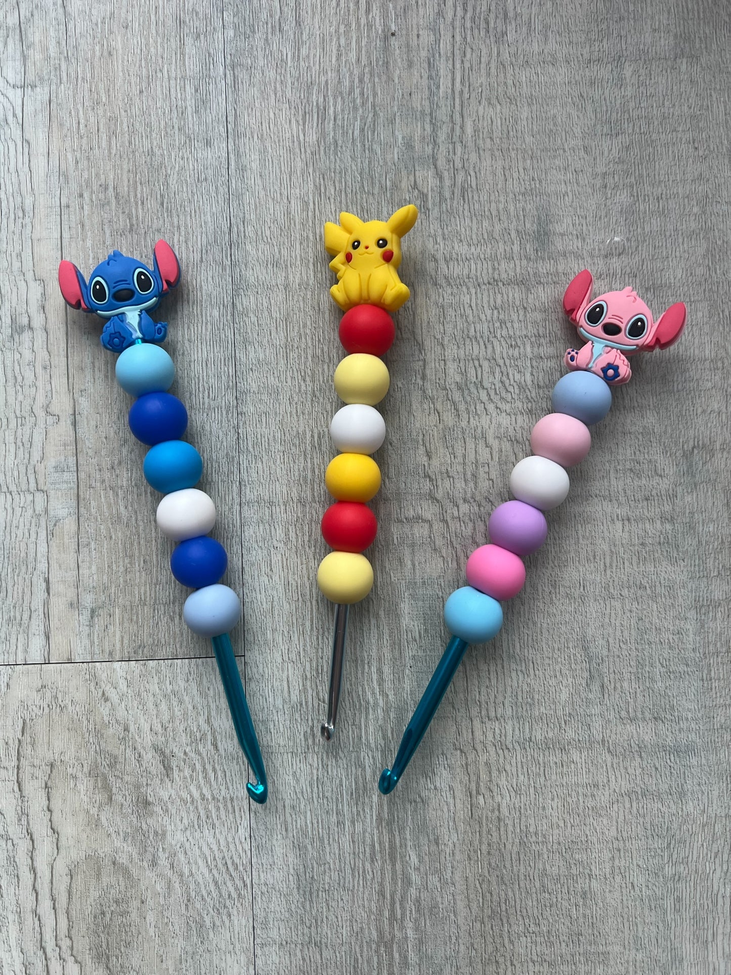 Ergonomic Crochet Hook with Silicone Beads Handmade