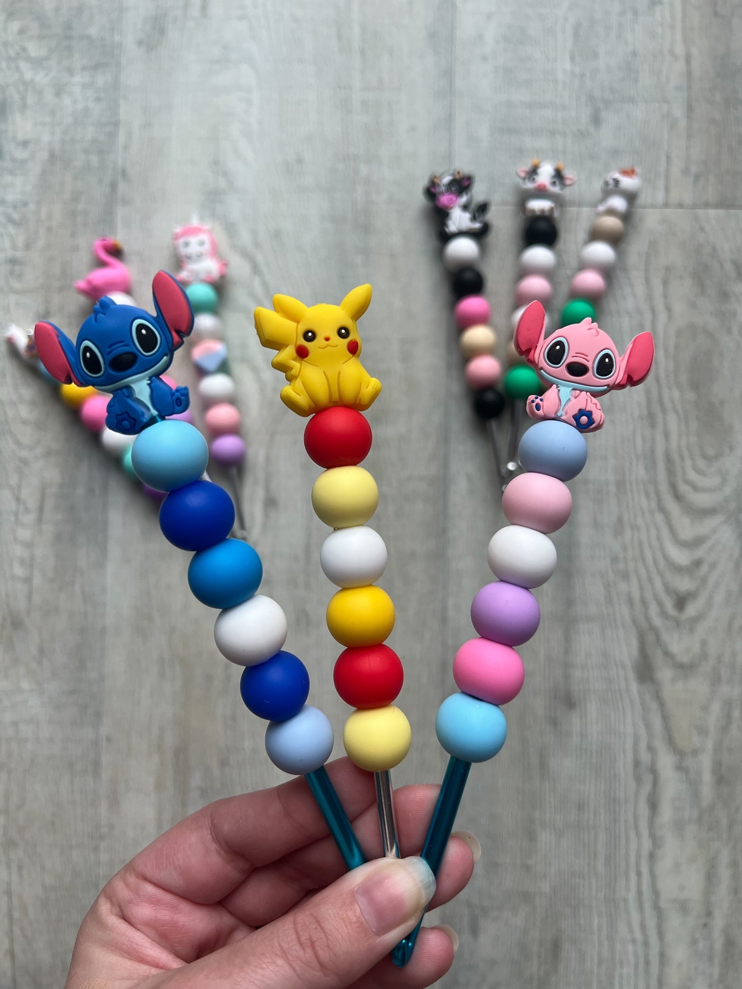 Ergonomic Crochet Hook with Silicone Beads Handmade