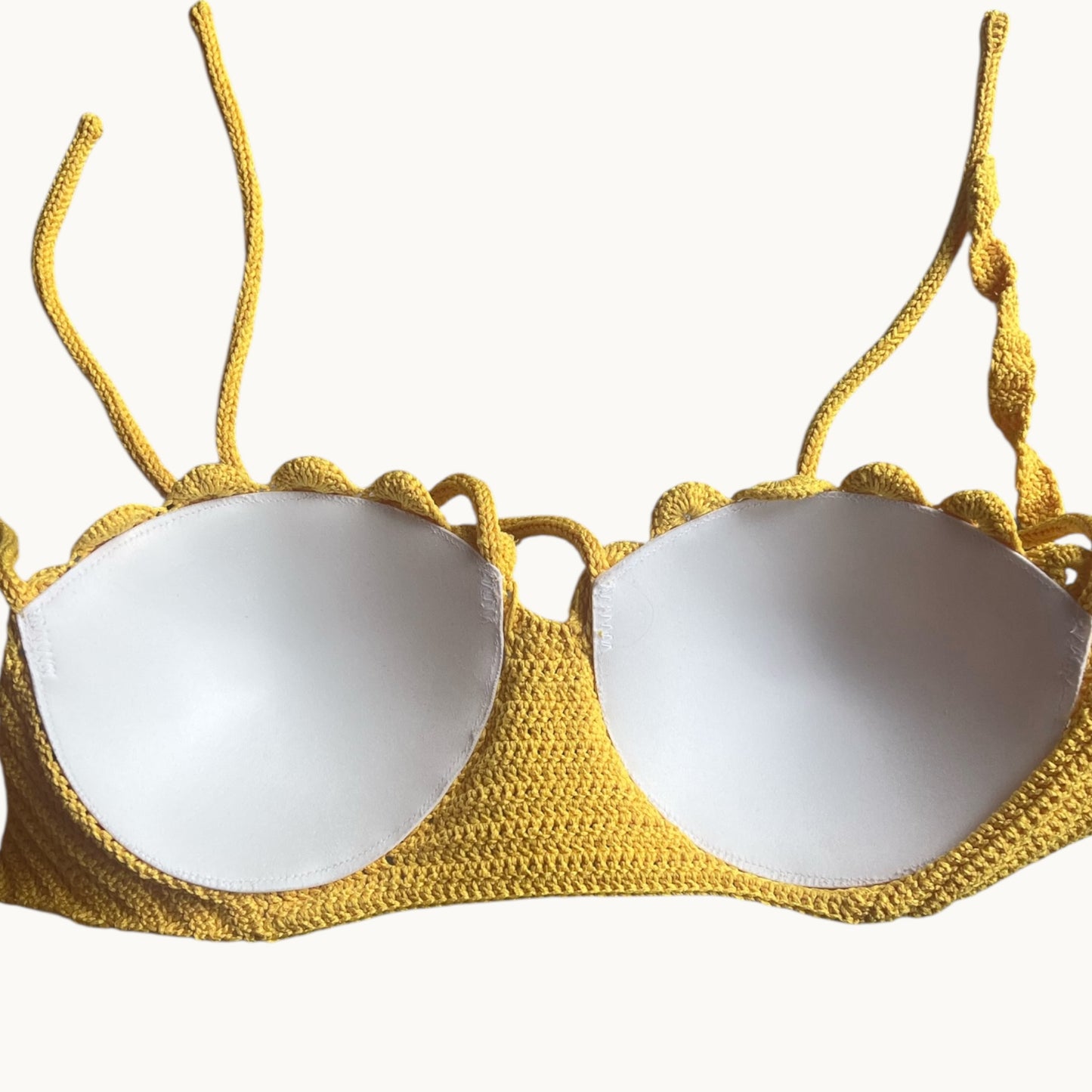 Seléna Shell Bikini Top